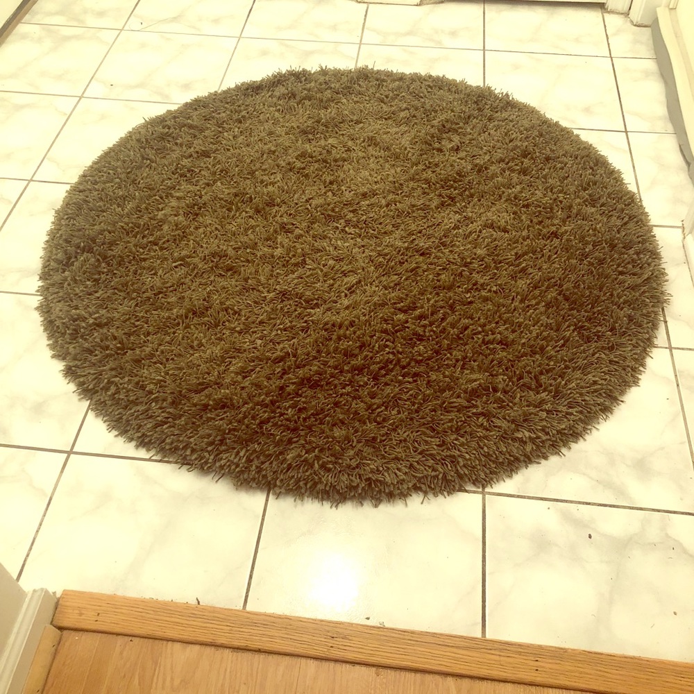 Circle rug